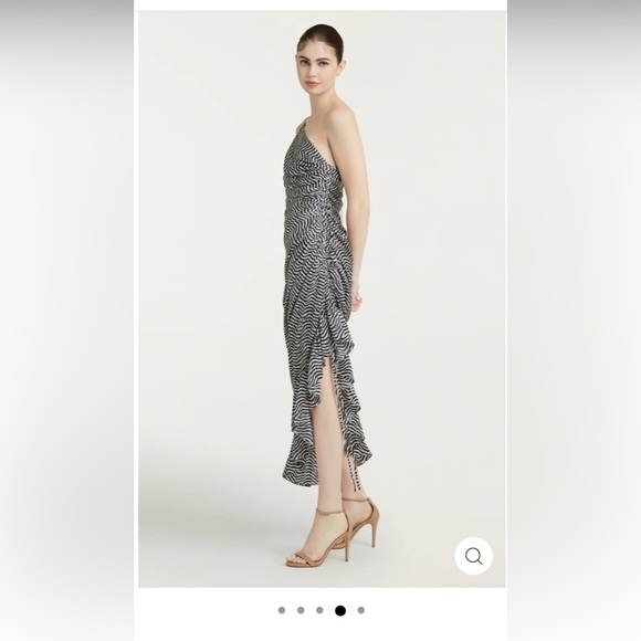 Cinq a sept CHRISTEL DRESS one shoulder dress, size 4, New $595.00 - Picture 6 of 9